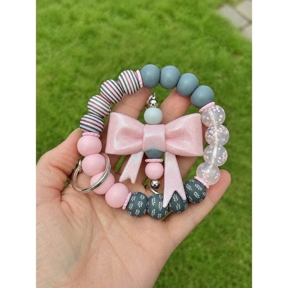 Handmade Accessories - Handmade Pink Grey Silicone Bead Wristlet Keychain with Detachable Glitter Bow